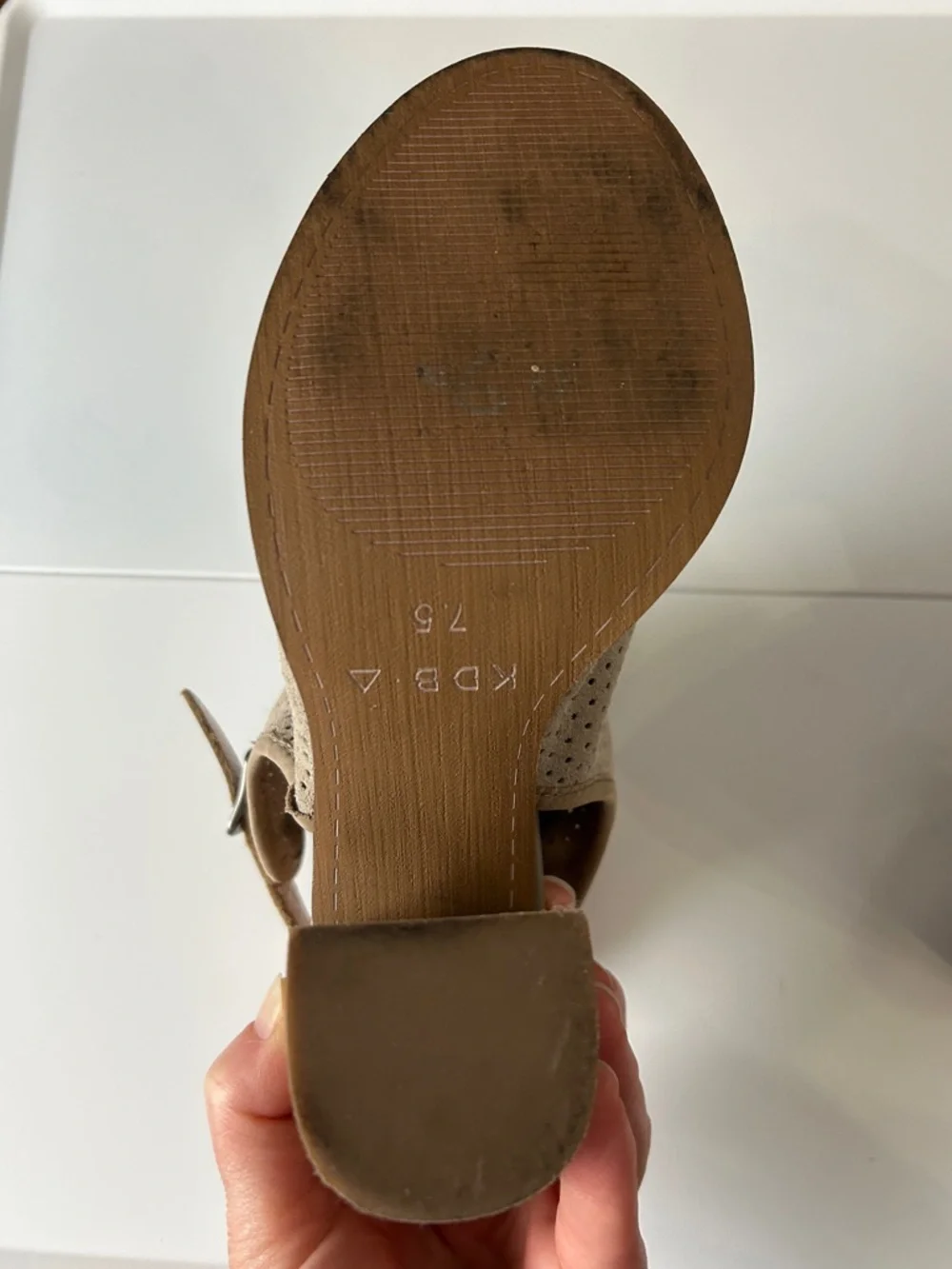 Kelsi Dagger Brooklyn Goya Slingback Sandal Size 7.5 Taupe Perforated Block Heel